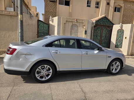 Riyadh, Vehicles, Cars & Trucks , SAR 40,  Ford Taurus SEL,  2016,  Automatic,  370000 KM,  Ford Taurus   First Owner