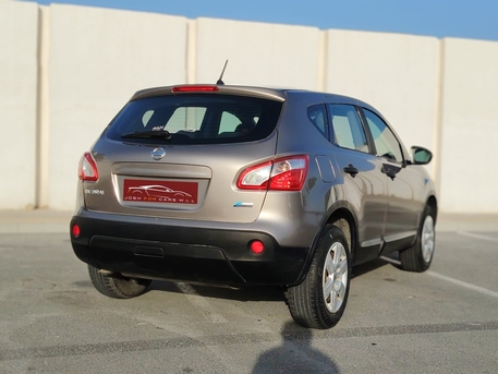 Muharraq, Vehicles, Cars & Trucks , BHD 1,  Nissan Qashqai,  2013,  Automatic,  172000 KM,   For Sale