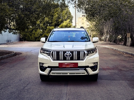 Muharraq, Vehicles, Cars & Trucks , BHD 1,  Toyota Land Cruiser,  2022,  Automatic,  79000 KM,   PRADO