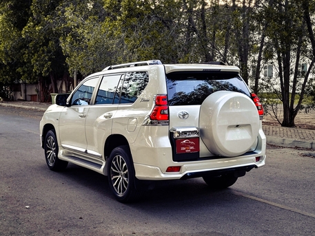 Muharraq, Vehicles, Cars & Trucks , BHD 1,  Toyota Land Cruiser,  2022,  Automatic,  79000 KM,   PRADO