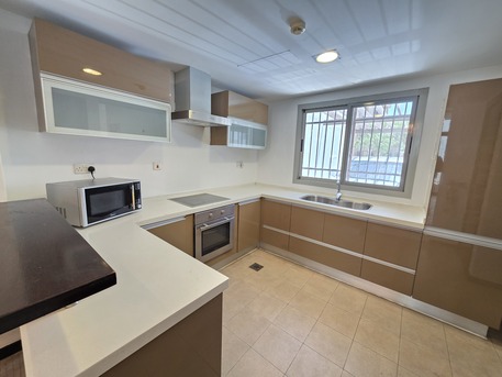 Mahooz, Villas, BHD 850,  Furnished,  3 Bhk Villa + Maid Room | Private Pool Luxurious & Classy | Spacious | In Mahooz