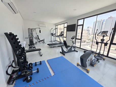 Juffair, Apartments, Flats, Houses & Villas, BHD 200/month,  Furnished,  Stunning Studio | Ultra-Modern | Free Wifi | Near Food Street Juffair