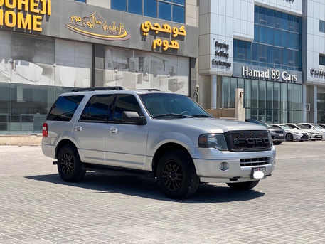Manama, Vehicles, Cars & Trucks , BHD 3500,  Ford Expedition,  2014,  Automatic,  318800 KM,    (Silver)