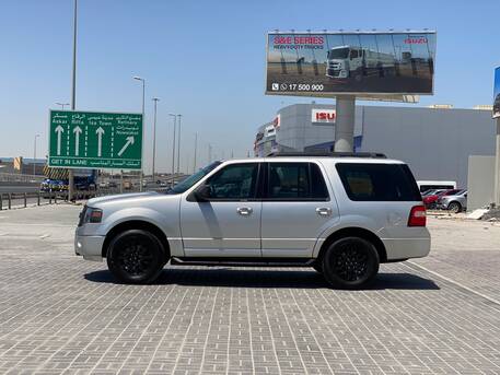 Manama, Vehicles, Cars & Trucks , BHD 3500,  Ford Expedition,  2014,  Automatic,  318800 KM,    (Silver)