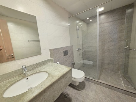 Juffair, Apartments, Flats, Houses & Villas, BHD 300/month,  Furnished,  1 BR,  85 Sq. Meter,  Luxury 1 Bhk Flat | Family Building | Balcony | Free Wifi & Hk Service | With CPR Address