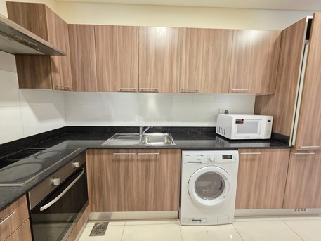 Juffair, Apartments, Flats, Houses & Villas, BHD 400/month,  Furnished,  2 BR,  140 Sq. Meter,  Luxury 2 Bhk Flat | Family Building | Balcony | Free Wifi & Hk Service | With CPR Address