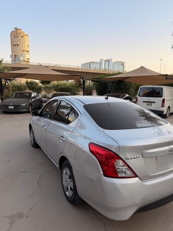 Al Murabba, Vehicles, Cars & Trucks , SAR 20000,  Nissan Sunny,  2015,  Automatic,  196000 KM,    NEAT AN CLEAN  -196000Km  ,SAR 20000