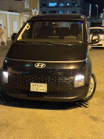Jeddah, Travel, Comfortable Hundai Sataria Available For