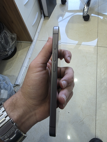 Dammam, Mobile Phones, SAR 2900,  Iphone 17 For Sale , 256 Gb 6 Months Old