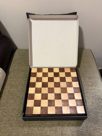 Al Mohammadiyah, Furniture, SAR 1000,  Umbra Wobble Chess Set - Brand New
