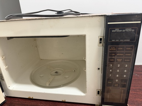 Khobar, Appliances, SAR 250,  Microwave For Sale