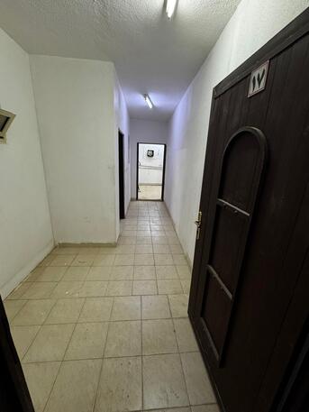 Riyadh, Apartments, Flats, Houses & Villas, SAR 25000/month,  2 BR,  Malaz Small Flat For Rent In Malaz