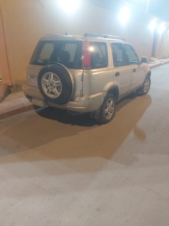 Riyadh, Vehicles, Cars & Trucks , SAR 12999,  Honda CR-V,  2000,  Automatic,  300000 KM,  HONDA,MODEL: ,CAR TYPE: SUV,COLOUR:GOLD,FOR SALE!!!!