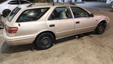 Riyadh, Vehicles, Cars & Trucks , SAR 11000,  Toyota Camry,  2000,  Manual,  300000 KM,