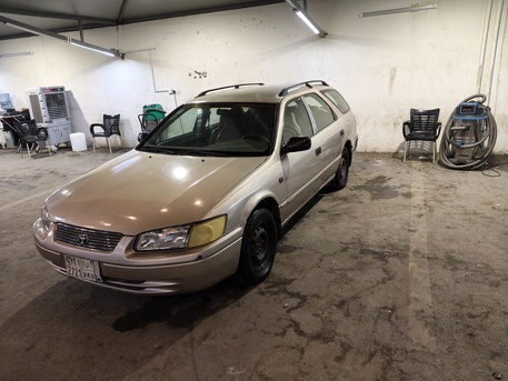 Riyadh, Vehicles, Cars & Trucks , SAR 11000,  Toyota Camry,  2000,  Manual,  300000 KM,