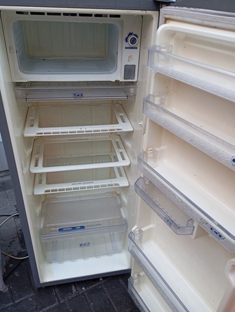 Gudaibiya, Appliances, BHD 30,  Medium Size Refrigerator Sale Call 39054927