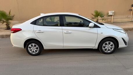 Riyadh, Vehicles, Cars & Trucks , TOYOTA YARIS Y,  2019,  Automatic,  140 KM,  1,5 LITER DUALL VVTi 7 Multi Drive 7