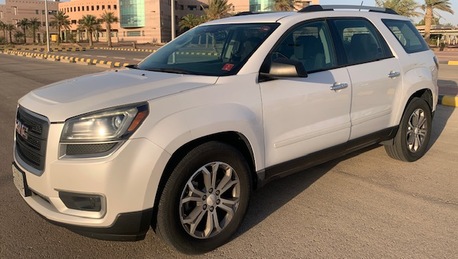 Riyadh, Vehicles, Cars & Trucks , SAR 30000,  GMC ACADIA (SEL),  2016,  Automatic,  340 KM,  GMC ACADIA