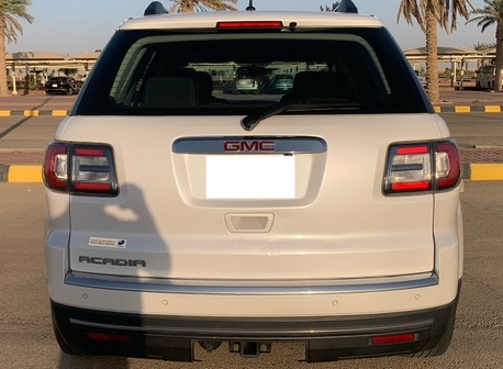 Riyadh, Vehicles, Cars & Trucks , SAR 30000,  GMC ACADIA (SEL),  2016,  Automatic,  340 KM,  GMC ACADIA