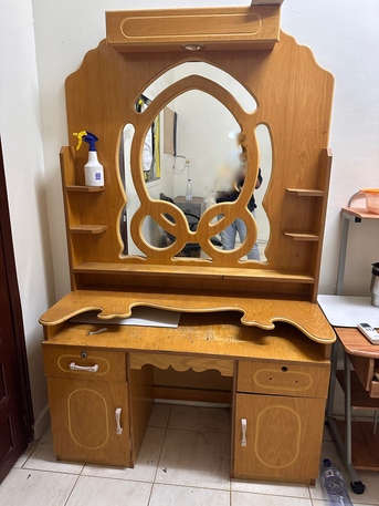 Dammam, Furniture, SAR 300,  Wardrob , Makeup Table , Sofa URGENT SALE !!!!