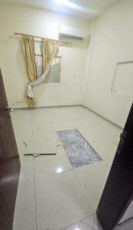 Salmaniya, Apartments, Flats, Houses & Villas, BHD 280/month,  2 BR,  2 Bedtoom Semi Furnished Flat For Rent With Ewa Unlimited