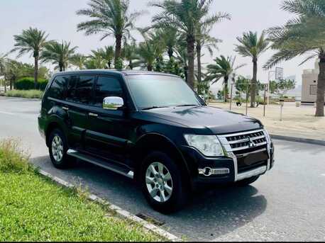 Manama, Vehicles, Cars & Trucks , BHD 3500,  MITSUBISHI PAJERO GLS,  2016,  Automatic,  160000 KM,  ,4WD, 7 SEATER FOR SALE.