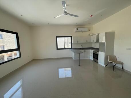 Janabiya, Apartments, Flats, Houses & Villas, BHD 220/month,  2 BR,  2 Bedroom Semi Furnished In Janabiyah Near Lulu