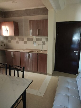 Manama, Apartments, Flats, Houses & Villas, BHD 220/month,  2 BR,  SEMI FURNISHED ROOM WITH UNLIMITED EWA