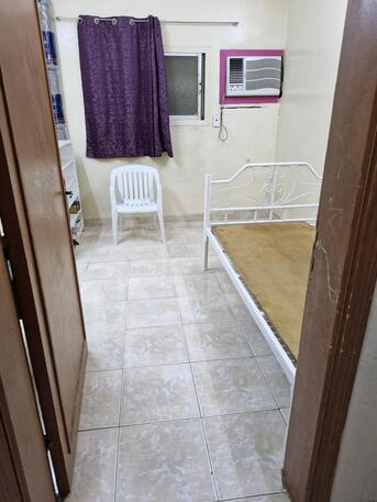 Al Wizarat, Rooms for Rent, SAR 1100/month,  Furnished,  One Room Is Available For Executive Bachelor