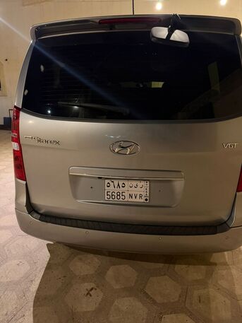 Riyadh, Vehicles, Cars & Trucks , SAR 5500,  Hyundai H1,  2021,  Automatic,  150 KM,   Available For Rent 11 Seater