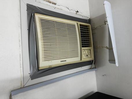 Al Shemaysi, Air Conditioners, SAR 400,  Window & Split AC For Sale (Leaving On Final Exit)