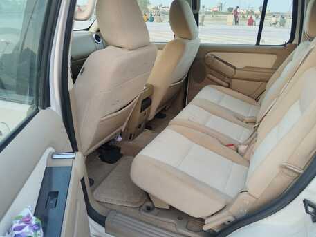 Al Jubail Al Balad, Vehicles, Cars & Trucks , SAR 15000,  Ford Explorer,  2010,  Automatic,  270780 KM,    (White Color)