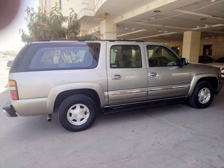 Riyadh, Vehicles, Cars & Trucks , SAR 22500,  GMC Suburban 2003,  2003,  Automatic,  360000 KM,  For Sale