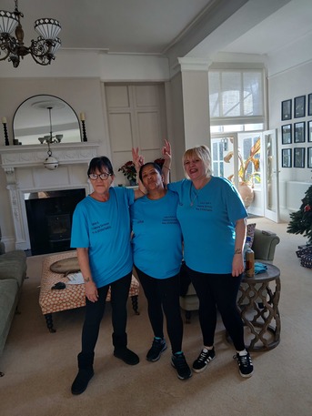 London, Cleaning, Leila & Dave