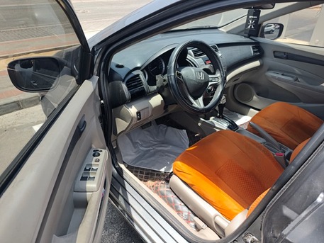 Jeddah, Vehicles, Cars & Trucks , SAR 24000,  Honda City,  2013,  Automatic,  154825 KM,  SAR. 24,000  (  )  -  Mileage: 154,825 KM -Neat Well Maintained Car