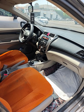 Jeddah, Vehicles, Cars & Trucks , SAR 24000,  Honda City,  2013,  Automatic,  154825 KM,  SAR. 24,000  (  )  -  Mileage: 154,825 KM -Neat Well Maintained Car