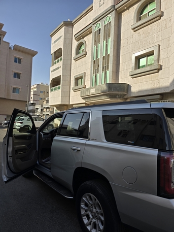Jeddah, Vehicles, Cars & Trucks , SAR 65000,  Gmc Yukon,  2017,  Automatic,  355000 KM,