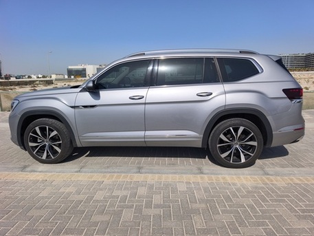 Amwaj Islands, Vehicles, Cars & Trucks , BHD 17,  Volkswagen Atlas SEL R-Line AWD,  2024,  Automatic,  38000 KM,  Teramont R-Line 2.0L AWD
