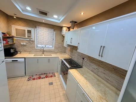 Al Hamra, Household Items, SAR 2400,  Kitchen Cabinets For Sale