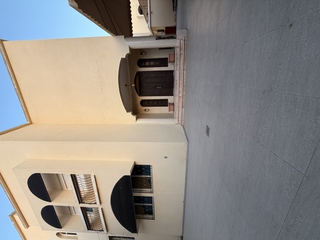 Yanbu, Commercial Villas, SAR 75000,  840 Sq. Meter,  Villa For Rent: 5 Master Bed Rooms, 2 Receptions Rooms, 2 Living Areas, 7 Baths, Garden