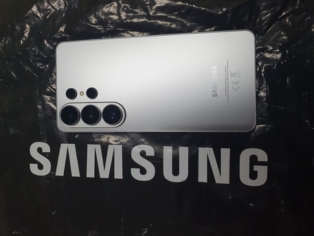 Jeddah, Mobile Phones, SAR 4200,  SAR 4200, S26 Ultra 256 GB Brand New Silver Shadow