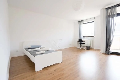 Berlin, Apartments, Flats, Houses & Villas, EUR 409/month,  Furnished,  1 BR,  13 Sq. Meter,  DÜSSELDORF SOUTH! KÖLNER LANDSTRASSE | Shared Student Housing | BOOK NOW!