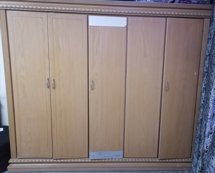 Riyadh, Household Items, SAR 1100,  King Size Bed Set