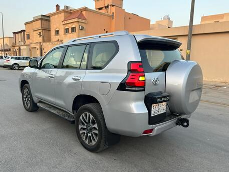 Riyadh, Vehicles, Cars & Trucks , SAR 150000,  Toyota Land Cruiser Pradon TX-L With V6,  2023,  Automatic,  31000 KM,  20223  Sunroof 4x4 Good Price For Sales (1st Owner)