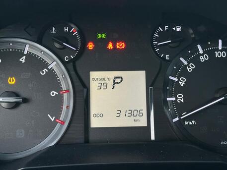 Riyadh, Vehicles, Cars & Trucks , SAR 150000,  Toyota Land Cruiser Pradon TX-L With V6,  2023,  Automatic,  31000 KM,  20223  Sunroof 4x4 Good Price For Sales (1st Owner)