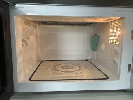 Riyadh, Household Items, SAR 150,  Microwave