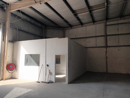 Sitra, Warehouses, BHD 900,  Sitra: Warehouse Size 330 Square Meters For Rent.