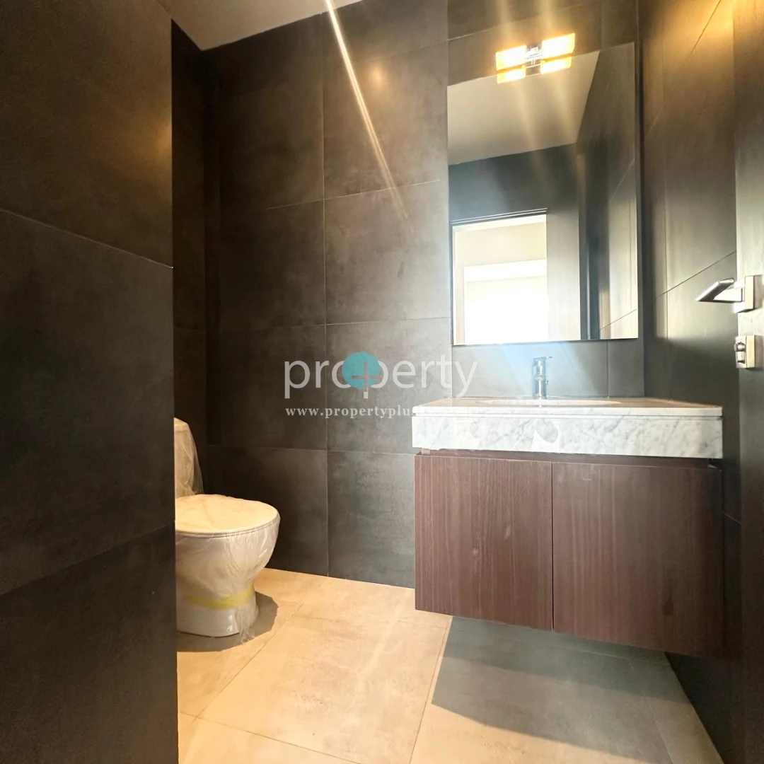 Kuwait City, Apartments, Flats, Houses & Villas, KWD 1100/month,  3 BR,  Three Master Bedroom Floor For Rent In Rawda, Kuwait City