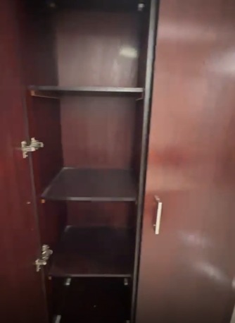 Al Malaz, Furniture, SAR 275,  Good Condition Wooden Wardrobe For Urgent Sale
