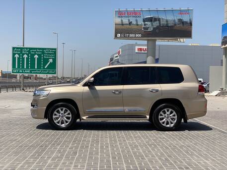 Manama, Vehicles, Cars & Trucks , BHD 14400,  Toyota Land Cruiser,  2016,  Automatic,  124300 KM,   GX-R  (Beige)